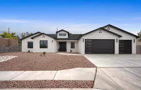 4840 Dodge Ave NW, Albuquerque, NM 87114