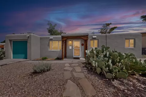 5913 La Corrida Rd NE, Albuquerque, NM 87110