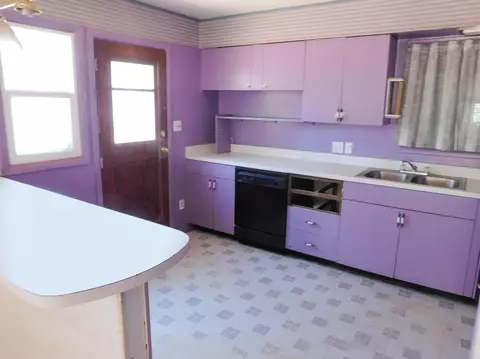 620 W 18th St, Clovis, NM 88101 photo 3