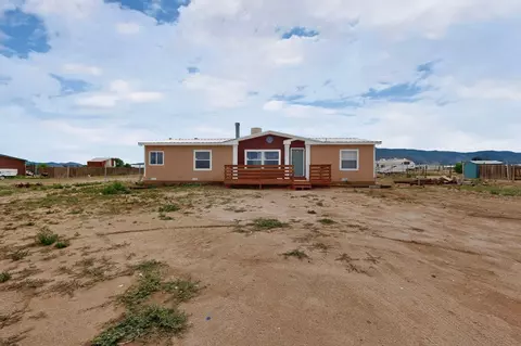 25 Camino De Manzano, Los Lunas, NM 87031