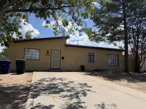 2708 Monroe St NE, Albuquerque, NM 87110