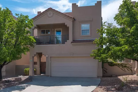 7105 Alexandria Dr NE, Albuquerque, NM 87122