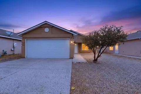 1840 Shadowcast Dr SW, Albuquerque, NM 87121