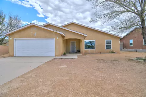 440 2nd St SW, Rio Rancho, NM 87124