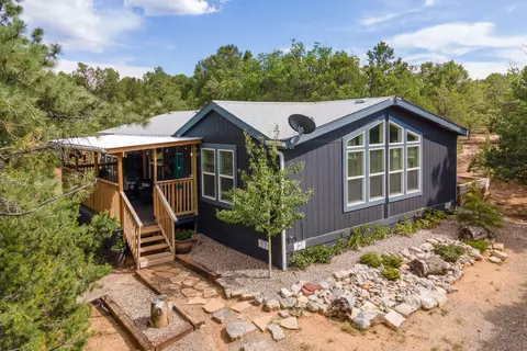 21 Heather Heights Ln, Tijeras, NM 87059