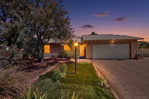 1765 Celina Rd SE, Rio Rancho, NM 87124