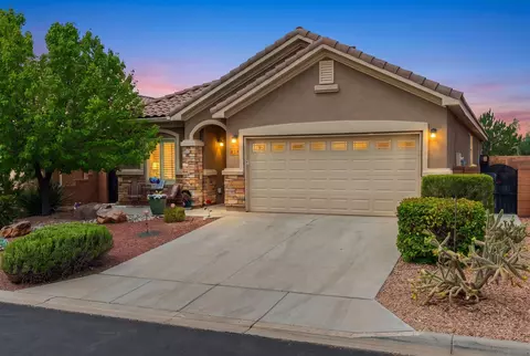 819 Golden Yarrow Trl, Bernalillo, NM 87004