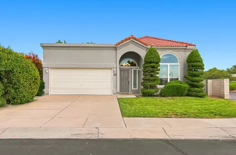 9305 Preston Trl NE, Albuquerque, NM 87111