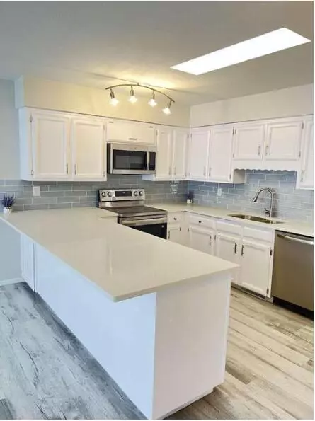 506 Ortiz Dr NE, Albuquerque, NM 87108