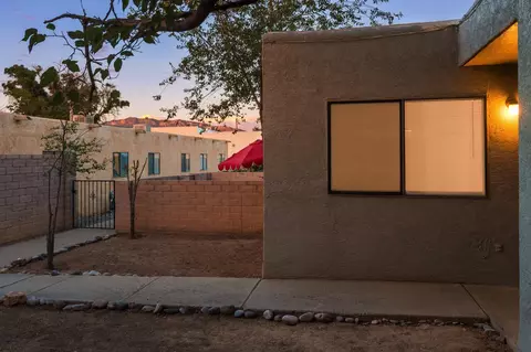 1315 Madeira Dr SE, Albuquerque, NM 87108