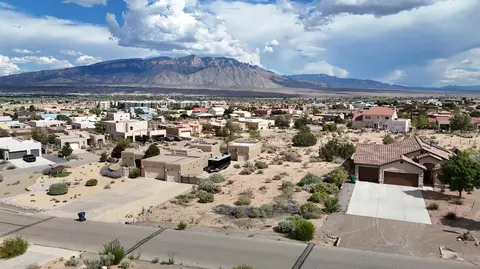 6908 Nagoya Rd NE, Rio Rancho, NM 87144
