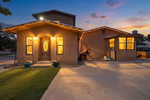1241 S Hill Rd, Bernalillo, NM 87004
