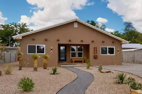 1423 Van Cleave Rd NW, Albuquerque, NM 87107