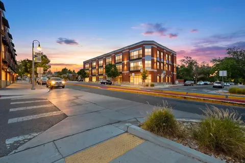 400 Central Ave SE #301, Albuquerque, NM 87102