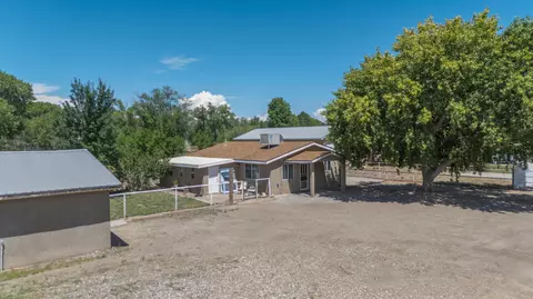86 Molina Rd, Peralta, NM 87042