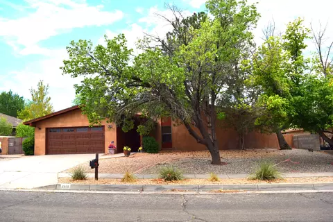 8808 N Caminito Dr NE, Albuquerque, NM 87111