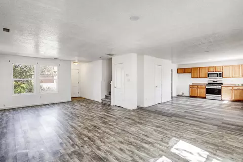 2108 Hermosa Creek Dr SW, Albuquerque, NM 87121