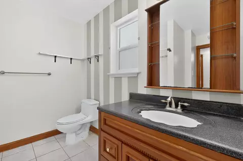Bath - 26 Juniper Hill Loop, Cedar Crest, NM 87008 photo 1 of 5