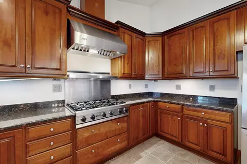 Kitchen - 26 Juniper Hill Loop, Cedar Crest, NM 87008 photo 4 of 6