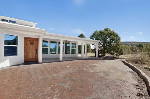 Exterior - 26 Juniper Hill Loop, Cedar Crest, NM 87008 photo 6 of 14