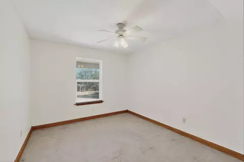 Bedroom - 26 Juniper Hill Loop, Cedar Crest, NM 87008 photo 2 of 6