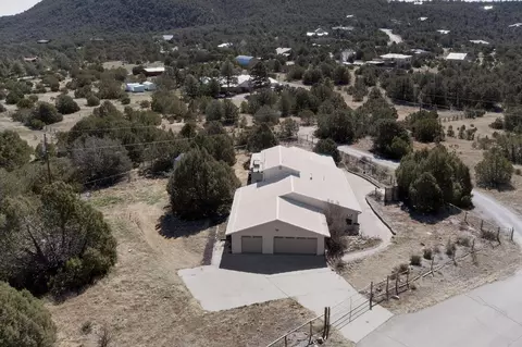 View/Area - 26 Juniper Hill Loop, Cedar Crest, NM 87008 photo 4 of 4