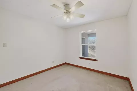 Bedroom - 26 Juniper Hill Loop, Cedar Crest, NM 87008 photo 3 of 6