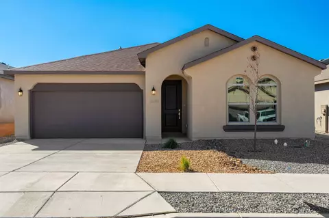 2636 Camino Azul Loop NE, Rio Rancho, NM 87144