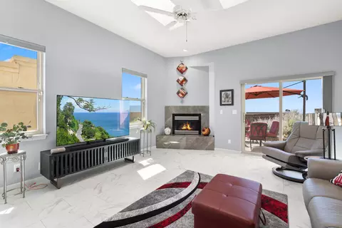 3332 Esplanade Cir SE, Rio Rancho, NM 87124