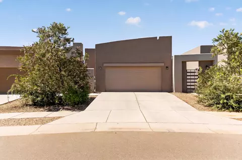 1242 Tierra Verde Loop NW, Los Lunas, NM 87031