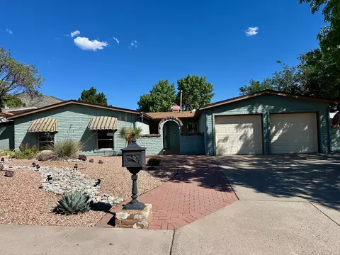 11900 El Solindo Ave NE, Albuquerque, NM 87111