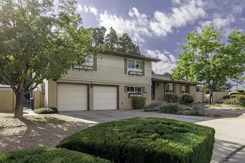 3410 Harwood Ct NE, Albuquerque, NM 87110