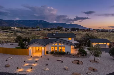 12300 Palomas Ave NE, Albuquerque, NM 87122