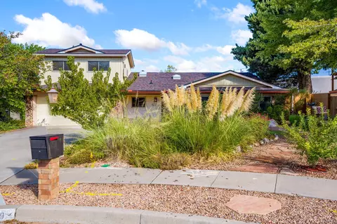 3929 Doroteo Pl NE, Albuquerque, NM 87111