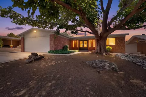 8314 Krim Dr NE, Albuquerque, NM 87109
