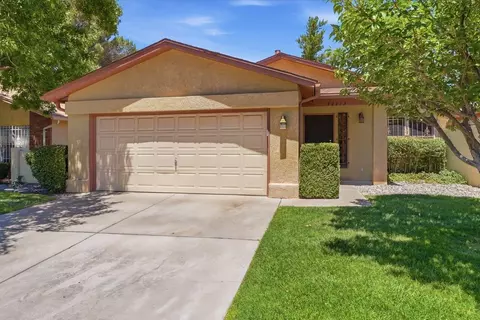 10613 Central Park Dr NE, Albuquerque, NM 87123