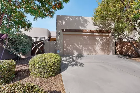 7100 Hawthorn Ave NE, Albuquerque, NM 87113