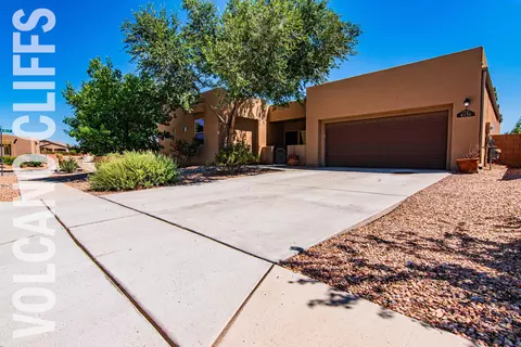 8136 Cayenne Dr NW, Albuquerque, NM 87120