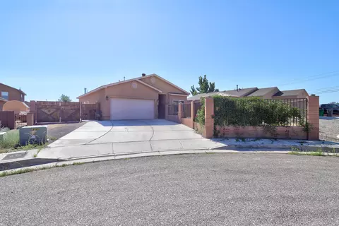 4316 Flintlock Ct SW, Albuquerque, NM 87121