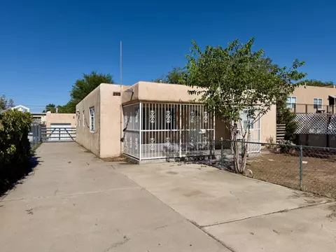 821 Ortiz Dr SE, Albuquerque, NM 87108