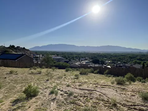 534 La Bajada Ct NW, Albuquerque, NM 87105