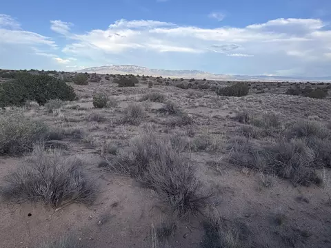 Block: 16 Lot: 168 Unit: 5, Rio Rancho, NM 87124
