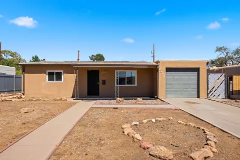 1312 Boatright Dr NE, Albuquerque, NM 87112