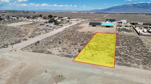 90 1st St SE, Rio Rancho, NM 87124