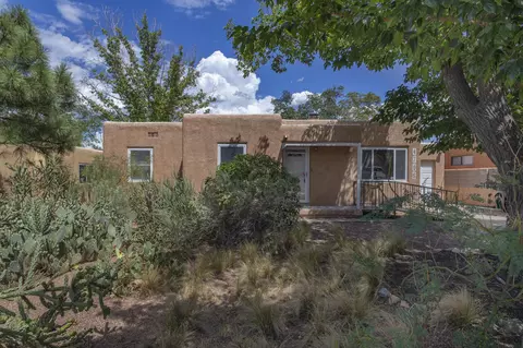 4706 Southern Ave SE, Albuquerque, NM 87108