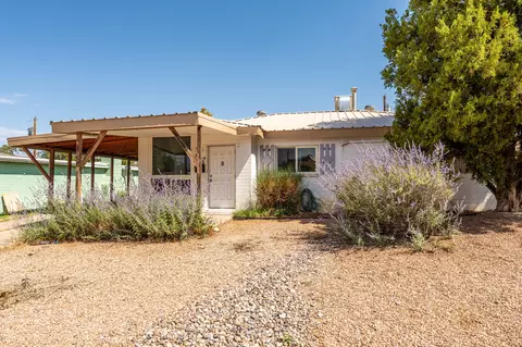 8903 Cordova Ave NE, Albuquerque, NM 87112