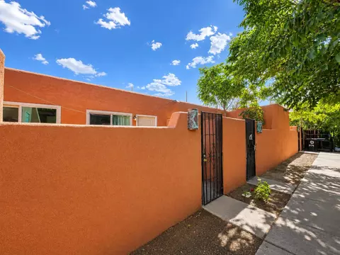 209 General Stilwell St NE, Albuquerque, NM 87123