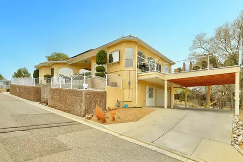 701 Stagecoach Rd SE, Albuquerque, NM 87123