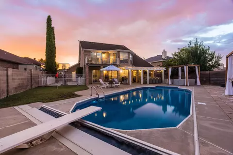 4304 Rio Colorado Rd NW, Albuquerque, NM 87120