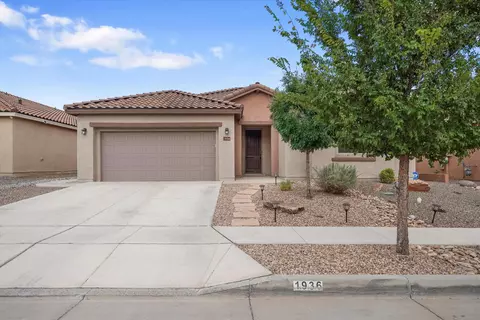 1936 Redondo Peak Dr NW, Albuquerque, NM 87120